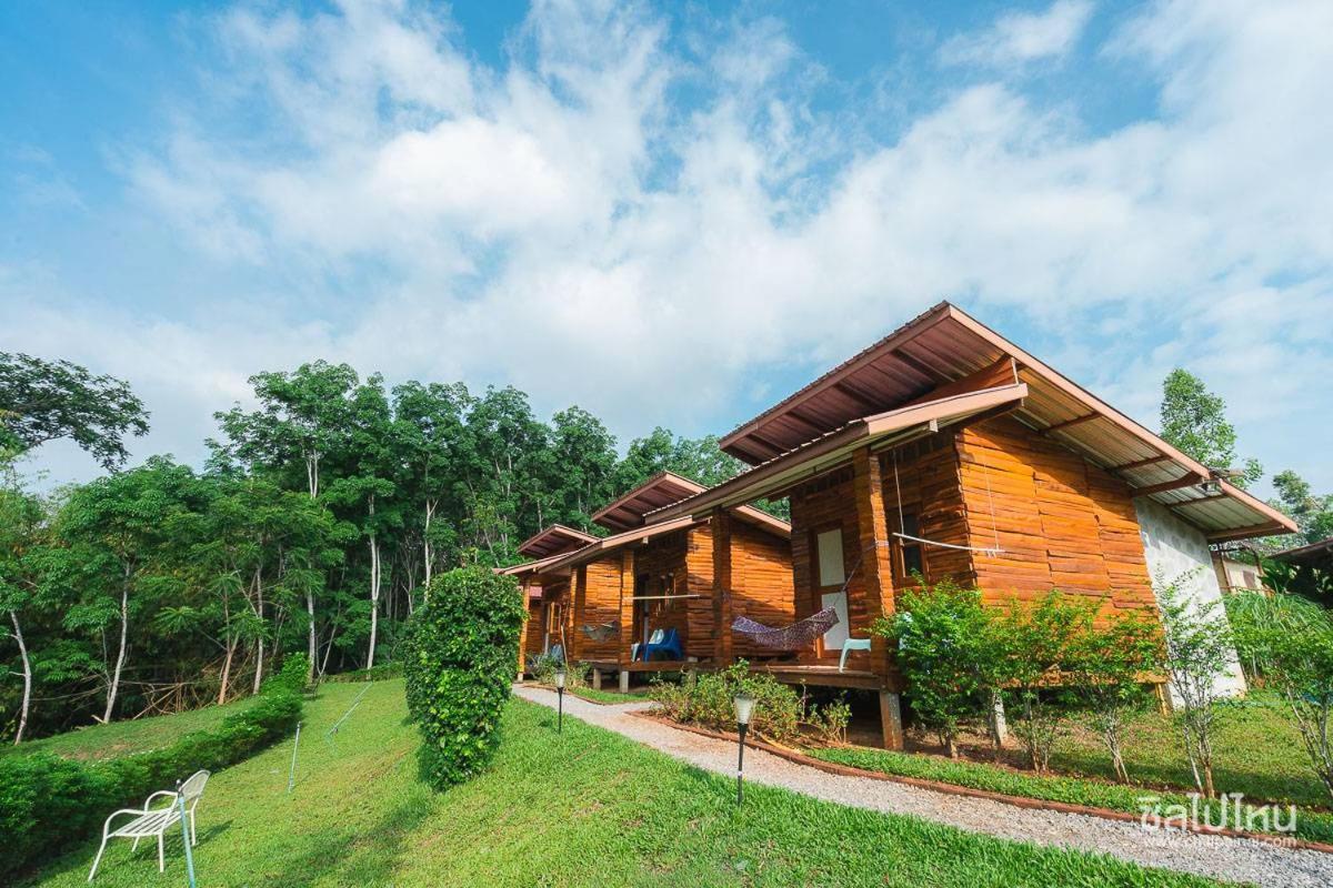 Hotel Bansuanphutarn Ban Pha Saeng Lang Esterno foto