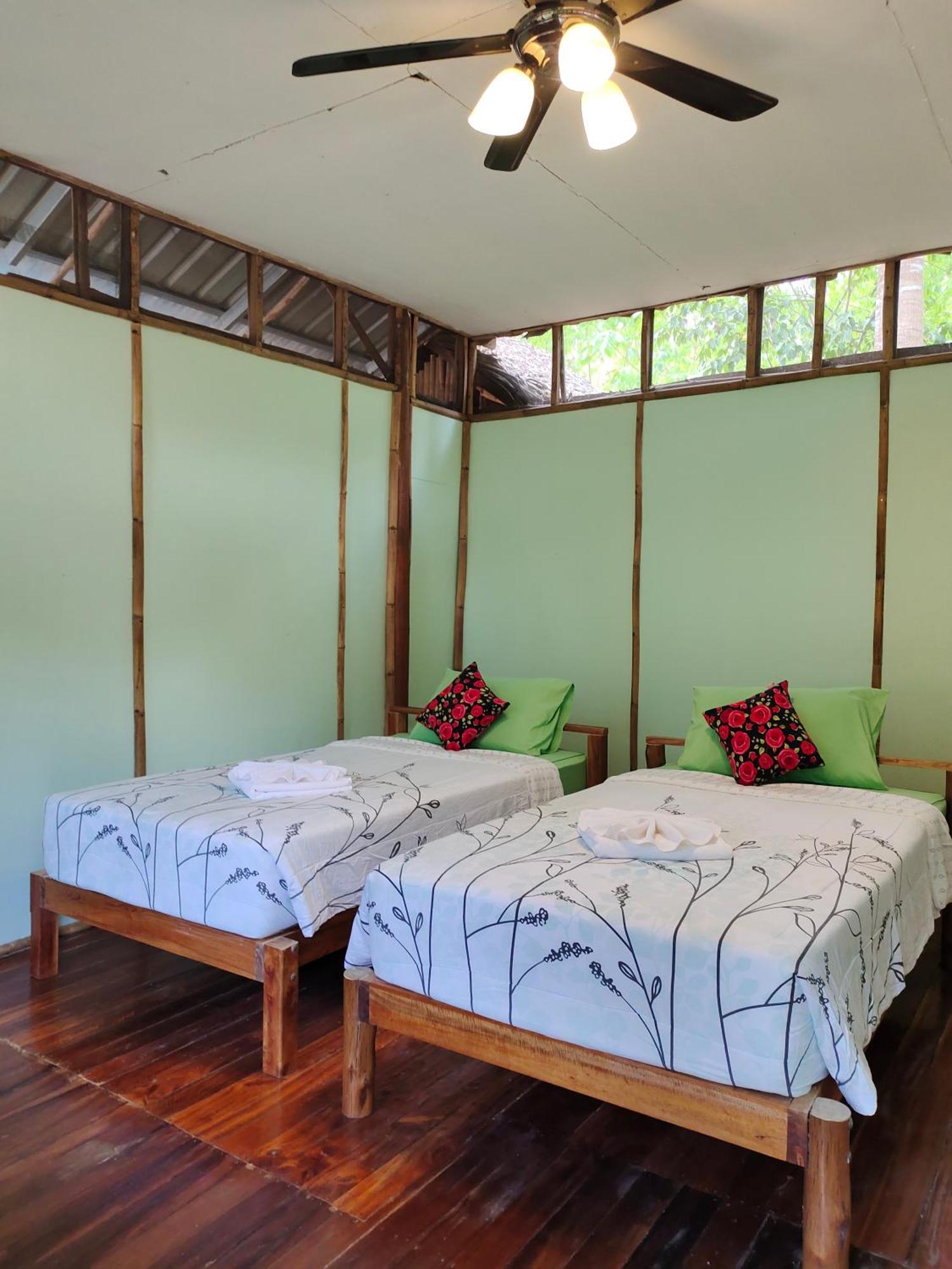 Hotel Bansuanphutarn Ban Pha Saeng Lang Esterno foto